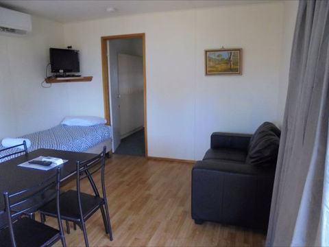 Wagga Wagga Tourist Park - Accommodation Cooktown 8