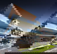 Charlestown Executive Apartments - Accommodation Cooktown