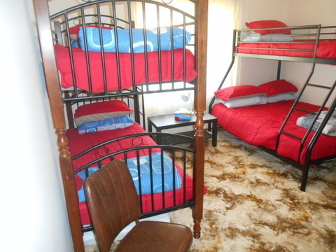 Family Ties - Accommodation Cooktown 5