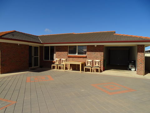 Marina Pathway - Accommodation Cooktown 1