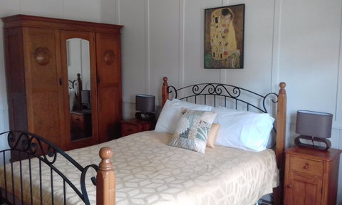 Minnie's Yass - Accommodation Cooktown 2