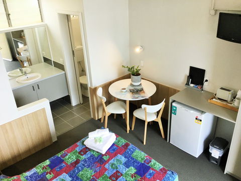 Northside Hotel - Accommodation Cooktown 0