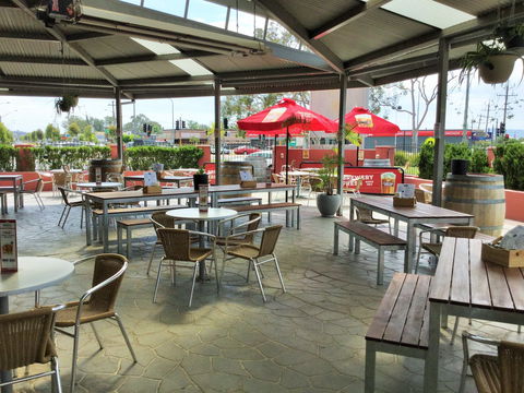 Northside Hotel - Accommodation Cooktown 2