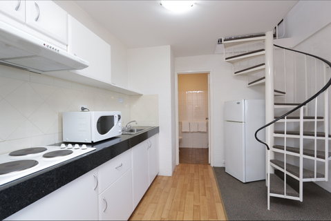 Atrium Hotel Mandurah - Accommodation Cooktown 7
