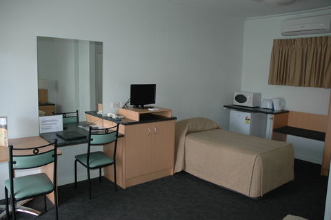 Baileys Motel - Accommodation Cooktown 3