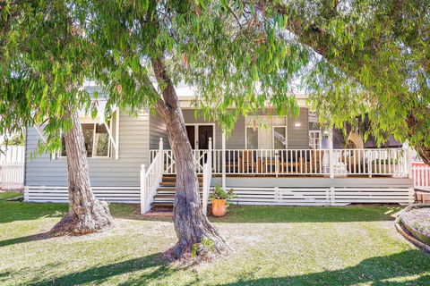 Baudin On Bay - Accommodation Cooktown 1