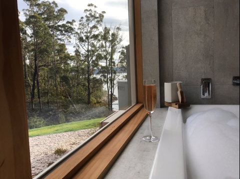 Fair Winds Tasmania - Accommodation Cooktown 2