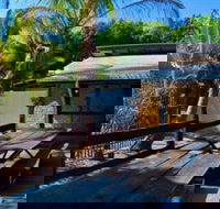 Lazy Lizard Caravan Park - Accommodation Cooktown