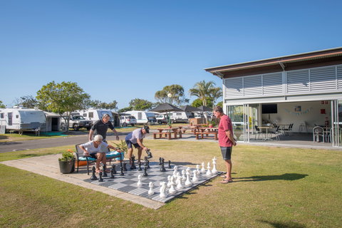 Maroochydore Beach Holiday Park - Accommodation Cooktown 4