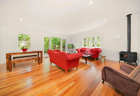 Poets Cottage - Accommodation Cooktown 0