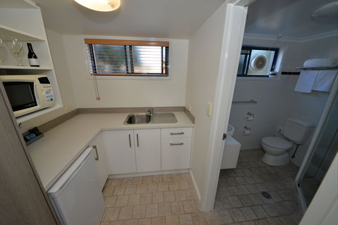 Rockpool Motor Inn - Accommodation Cooktown 2