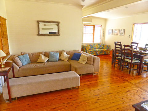 Sandy Shore Hideaway - Accommodation Cooktown 8