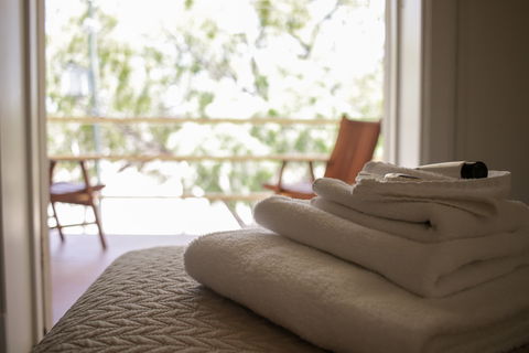 The Australian Hotel Motel - Accommodation Cooktown 5