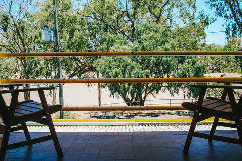 The Australian Hotel Motel - Accommodation Cooktown 6