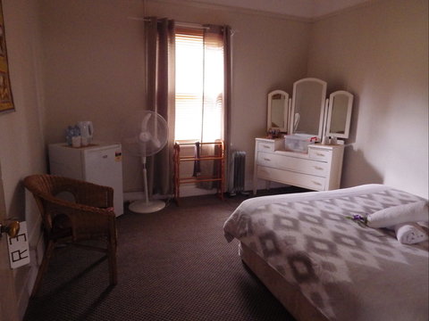 Victoria Hotel: Moonan Flat - Accommodation Cooktown 4