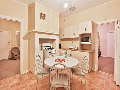 Willandra Cottage - Accommodation Cooktown 6