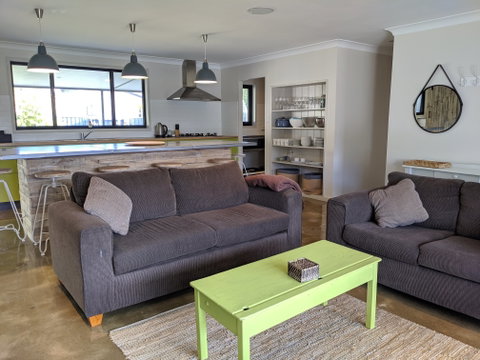 Aloha - Accommodation Cooktown 0