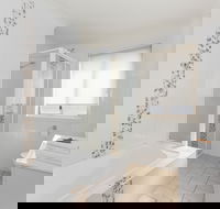 Colonial Court Villas Serviced Apartments - Accommodation Cooktown