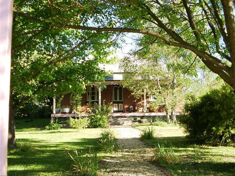 Dingle Bed And Breakfast - Accommodation Cooktown 0