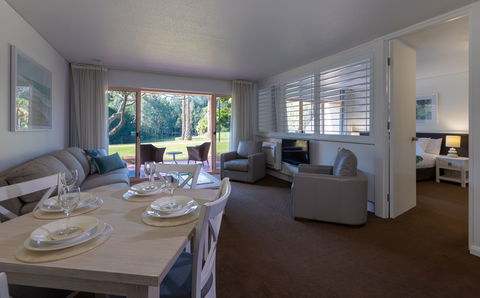 Pacific Bay Resort - Accommodation Cooktown 2