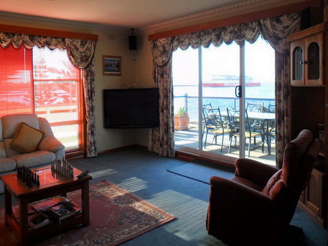Alice Beside The Sea - Accommodation Cooktown 1