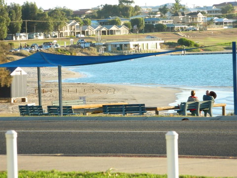 API Pelican Beach Front Apartments Kalbarri - Accommodation Cooktown 0