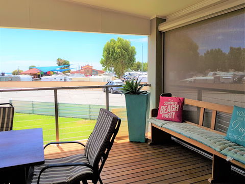 AVitamin Sea - Accommodation Cooktown 0