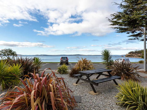 Beach Apartments - Accommodation Cooktown 0