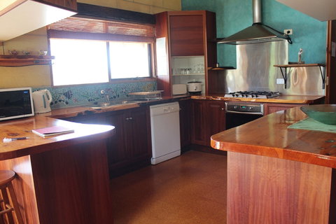 Eastern Reef Cottages - Accommodation Cooktown 2