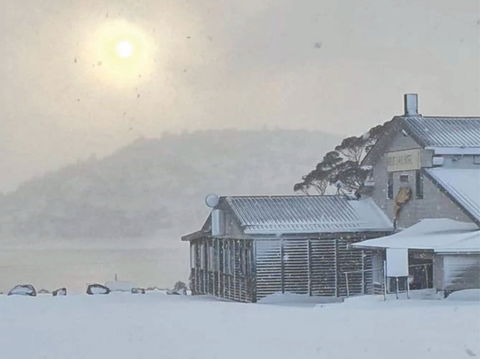 Great Lake Hotel - Accommodation Cooktown 1