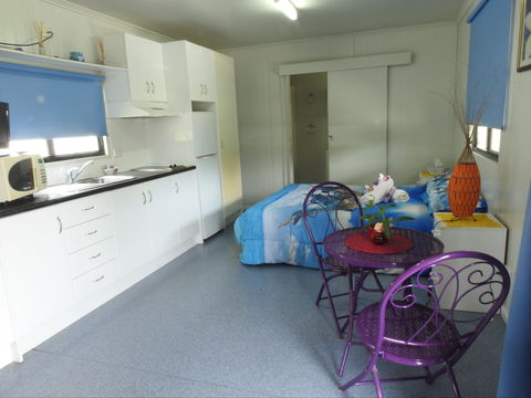 Tropicana Caravan Park Sarina - Accommodation Cooktown 1