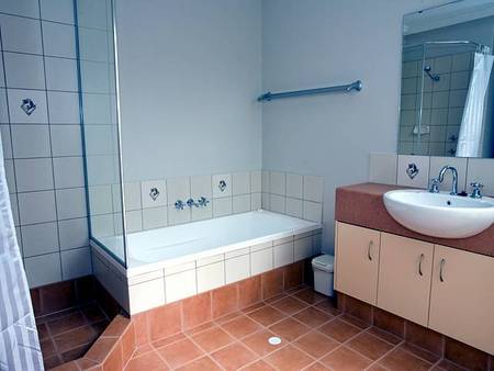 Albany Bayside Ocean Villas - Accommodation Cooktown 1