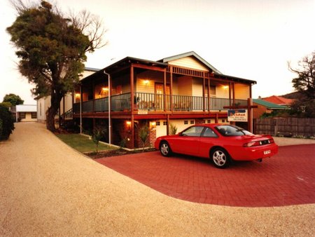 The Terrace Bed & Breakfast - Accommodation Cooktown 0