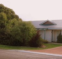 Acacia Grove Holiday House - Accommodation Cooktown