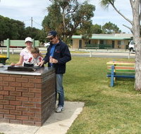 Jurien Beachfront Holiday Units - Accommodation Cooktown