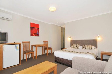 Comfort Inn Crest Mandurah Motel & Apartments - Accommodation Cooktown 2