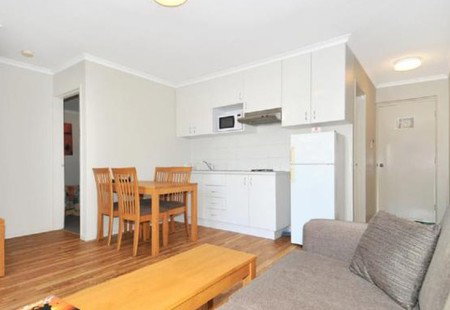 Comfort Inn Crest Mandurah Motel & Apartments - Accommodation Cooktown 3