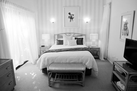 Headlands Beach Guest House - Accommodation Cooktown 2