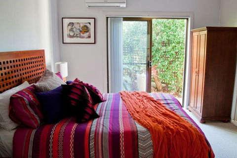 Headlands Beach Guest House - Accommodation Cooktown 3