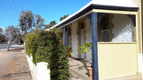 Bev's Retreat Bed And Breakfast - Accommodation Cooktown 0
