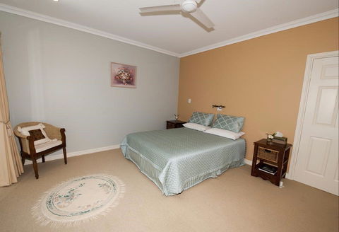 Crabapple Lane Bed And Breakfast - Accommodation Cooktown 0