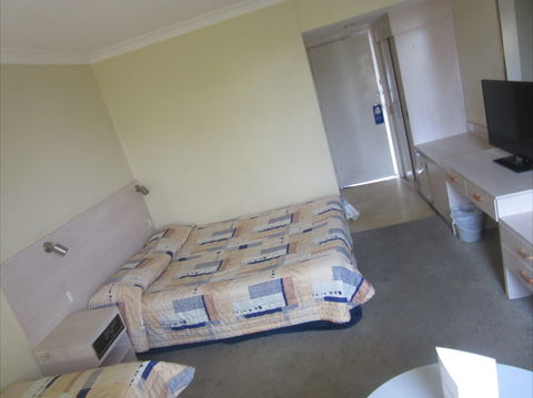 El Toro Motor Inn - Accommodation Cooktown 0