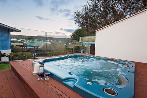 Fragrant Harbour - Accommodation Cooktown 1