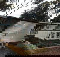 Lake Albert Caravan Park Meningie SA - Accommodation Cooktown