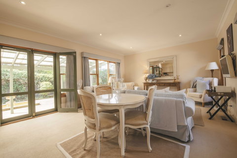 Magnolia Cottage - Accommodation Cooktown 2