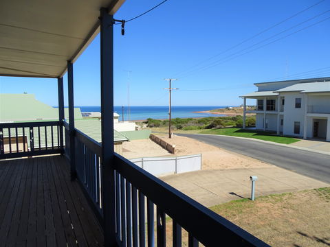 Riley On North Beach - Accommodation Cooktown 1