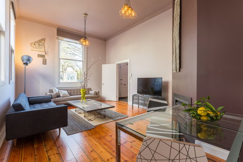 The Old Mechanics - Accommodation Cooktown 1