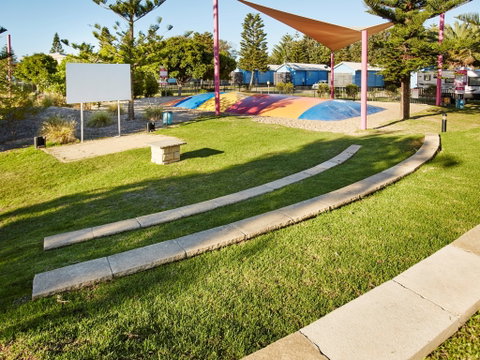 Toowoon Bay Holiday Park - Accommodation Cooktown 0
