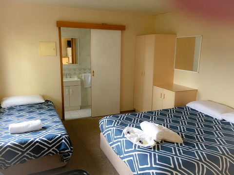 Wagga Wagga Tourist Park - Accommodation Cooktown 1