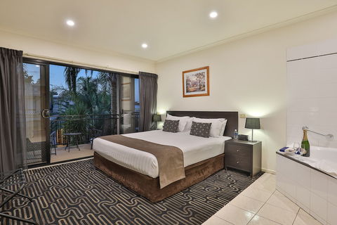 Aquarius Apartments - Accommodation Cooktown 2